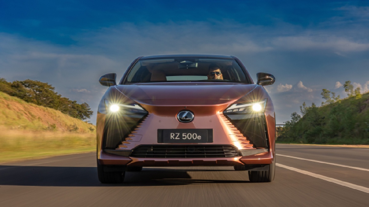 Lexus RZ 500e