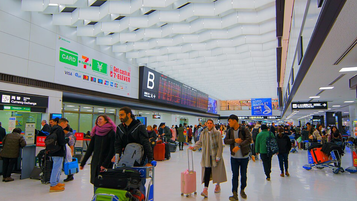 9- Eficiência japonesa e conforto premium fazem de Narita um dos aeroportos mais admirados do mundo (Foto: Nanashinodensyaku/ Wikimedia Commons)
