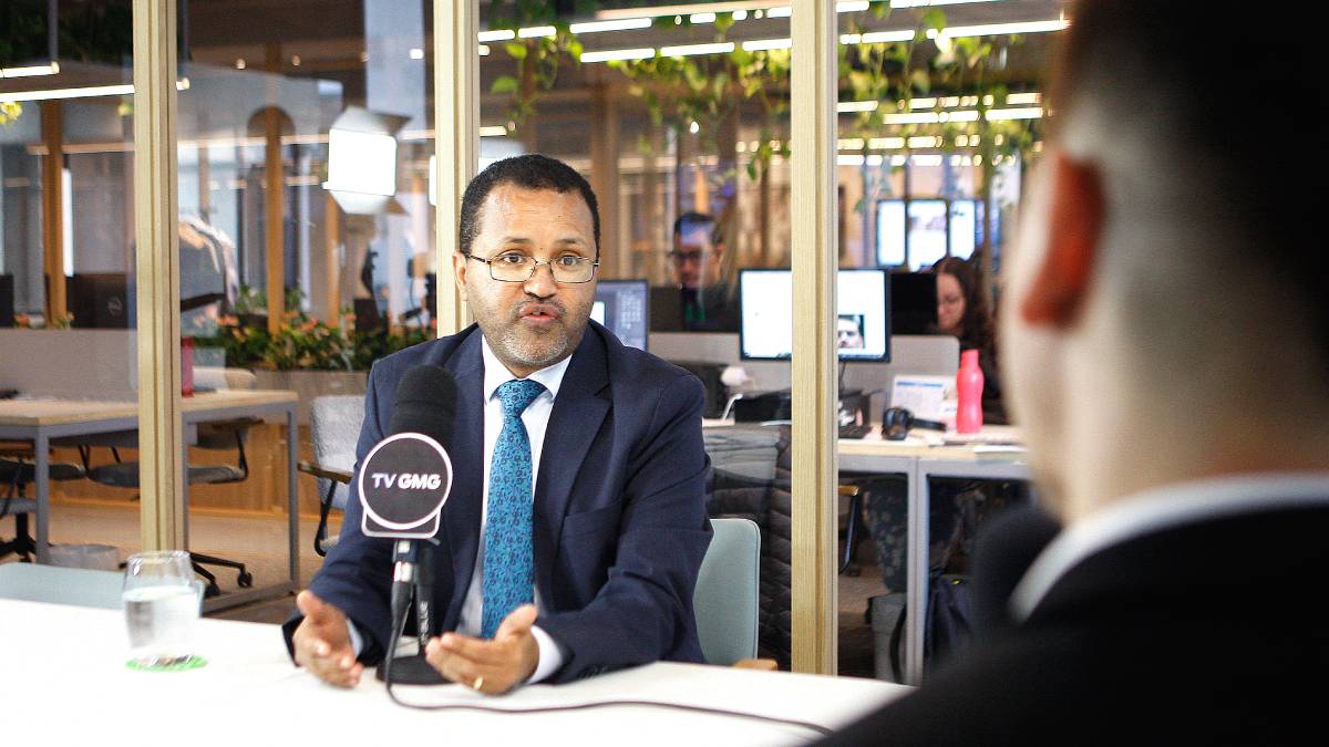 Embaixador da Etiópia Leulseged Tadese Abebe em entrevista à Gazeta