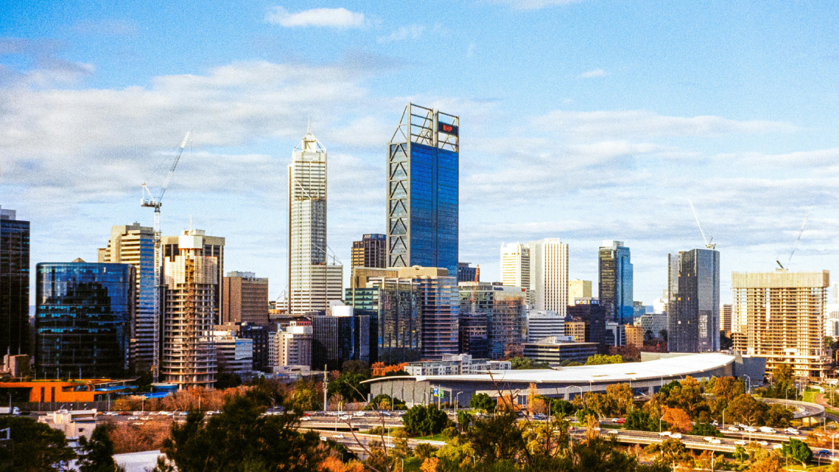 Entre praias, arranha-céus e desertos, Perth se tornou uma das cidades mais curiosas do planeta (Foto: Pexels)