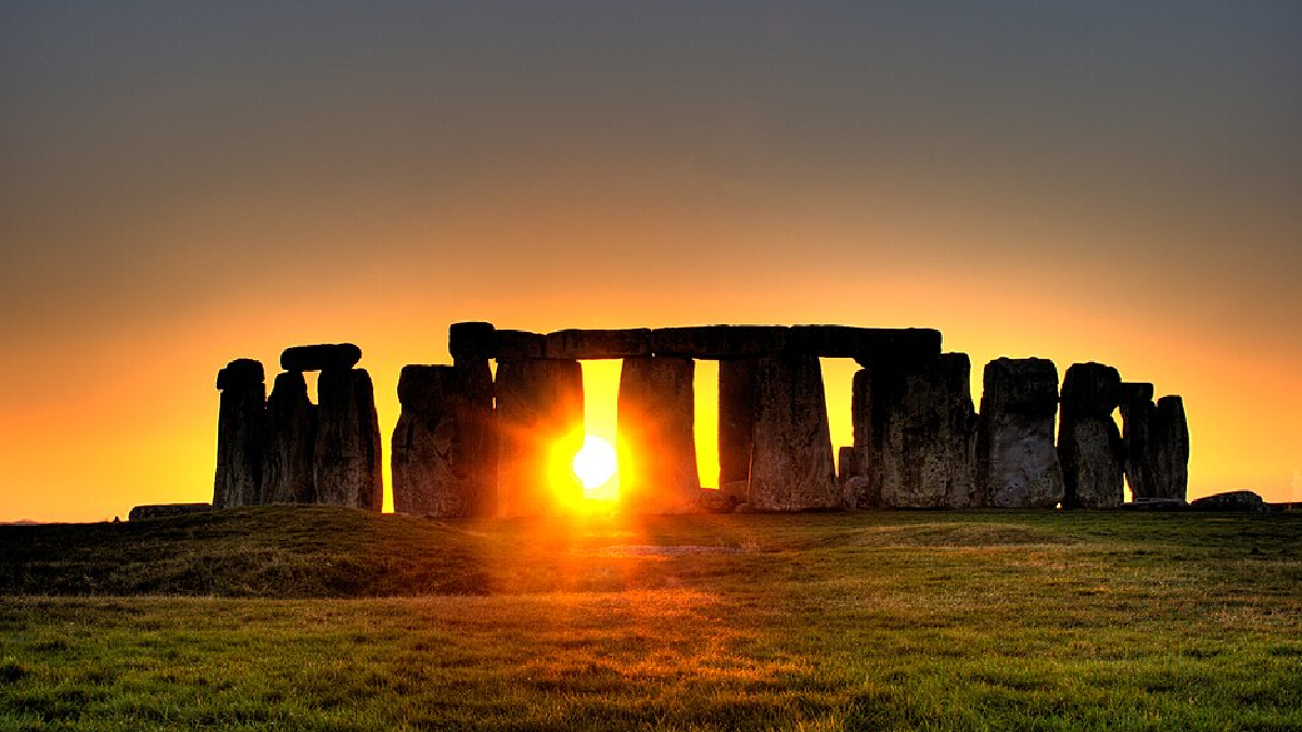 Nova teoria sugere que Stonehenge foi mais do que um espaço religioso e astronômico (Foto: simonwakefield/ Wikimedia Commons)