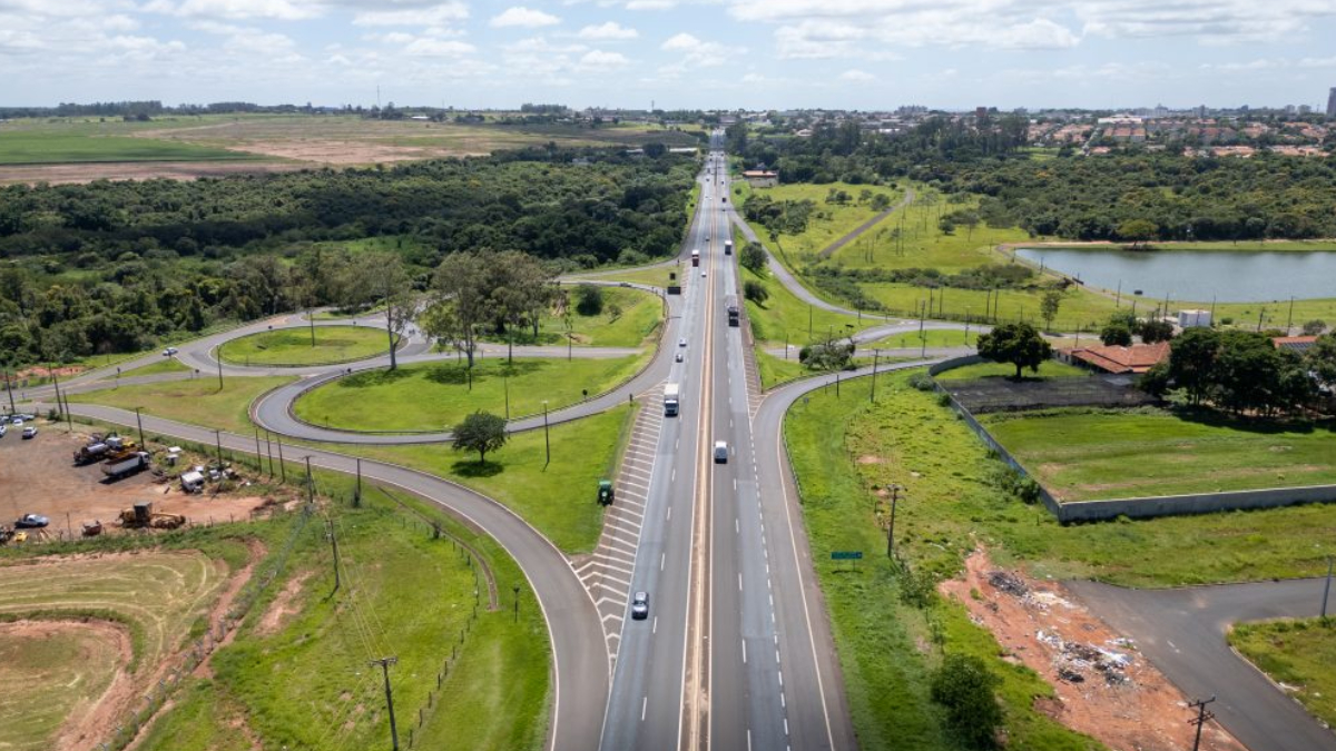 Considerada a melhor rodovia do Brasil pela Pesquisa CNT, a Raposo Tavares lidera o ranking nacional (Foto: Agência SP)
