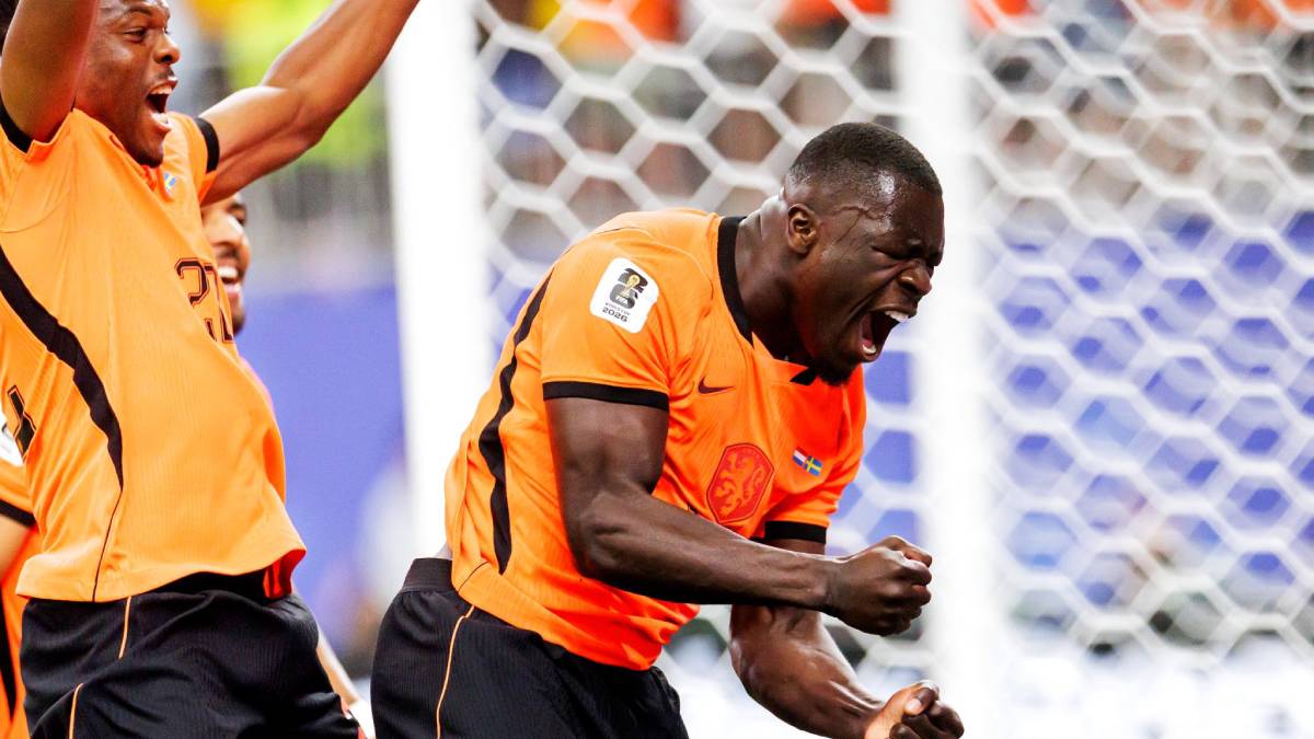Holanda goleia a Suécia com dois gols de Brobbey