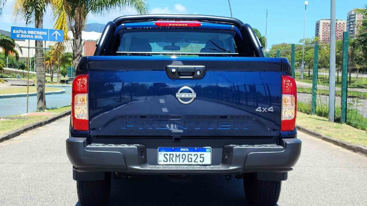 A picape média Frontier, que teve nome de Navara na Europa e na Ásia, foi desenvolvida para o mercado norte-
americano/Divulgação