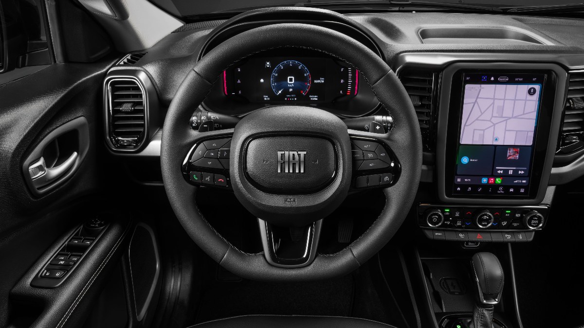 A Fiat Toro revolucionou seu segmento quebrando paradigmas, trazendo robustez e performance de uma picape com o conforto e as tecnologias de um SUV, tudo aliado a um design marcante/Divulgação