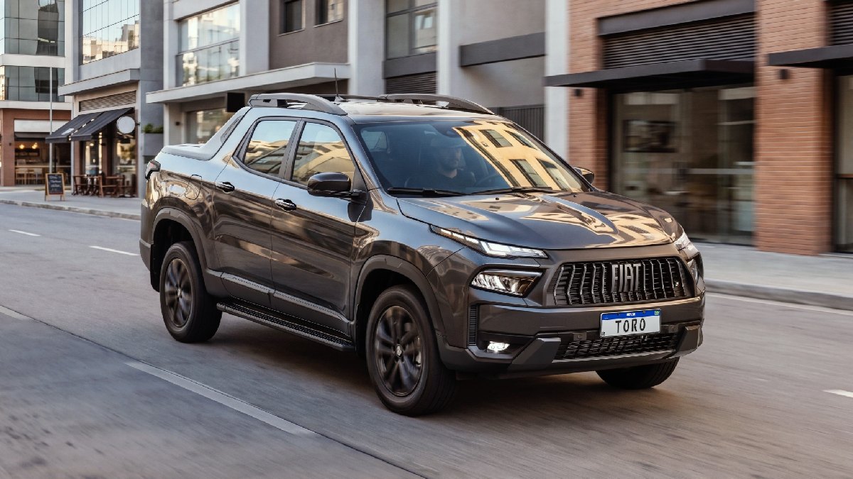 A Fiat Toro revolucionou seu segmento quebrando paradigmas, trazendo robustez e performance de uma picape com o conforto e as tecnologias de um SUV, tudo aliado a um design marcante/Divulgação