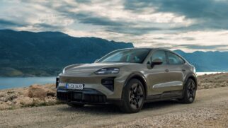 O Cayenne Electric não substituirá as versões híbridas e a combustão/Divulgação