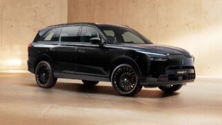 Por R$ 432 mil, Wey 07 Dark Edition traz pintura totalmente preta, rodas de 21 polegadas com pinças vermelhas e mira mercado de Mercedes e BMW/Divulgação