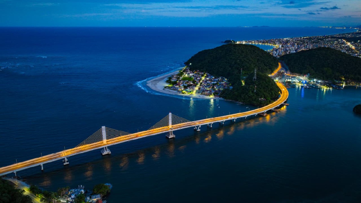 Inauguração faz parte de pacote de R$ 2 bilhões em investimento/Jonathan Campos/AEN