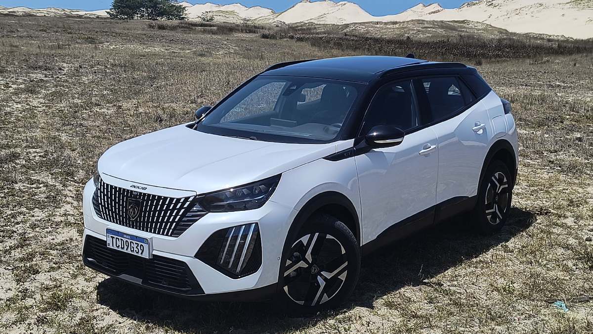 O novo sistema híbrido chega tendo o turbo T200 1.0 flex como base, aliado a um motor elétrico e bateria de íons de lítio de 12V/Divulgação