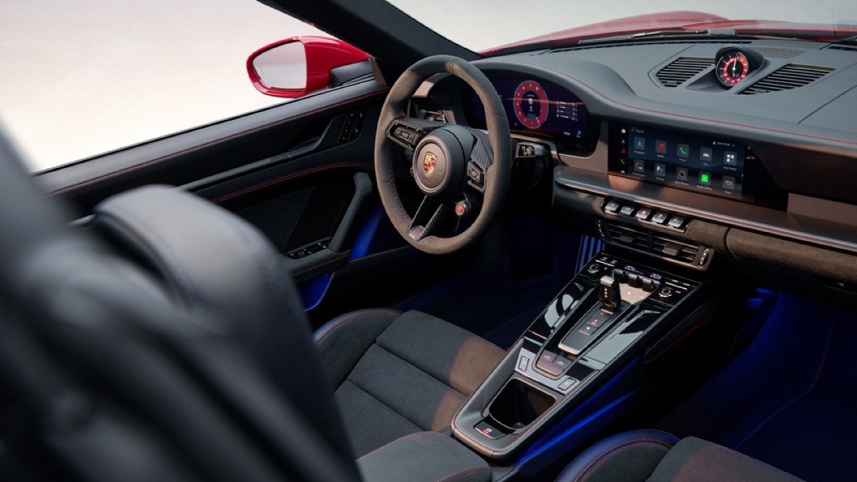 A Porsche Brasil confirma o início da pré-venda do novo 911 Targa 4 GTS, que chega para ampliar o line-up da
geração 992.2 do 911 no país/Divulgação