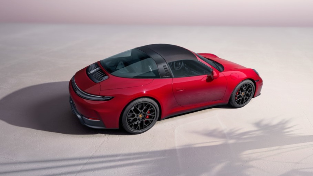 A Porsche Brasil confirma o início da pré-venda do novo 911 Targa 4 GTS, que chega para ampliar o line-up da
geração 992.2 do 911 no país/Divulgação