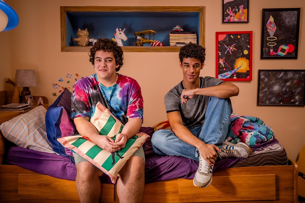 Adaptação do best-seller de Vitor Martins, Quinze Dias leva às telonas uma sensível história de amor