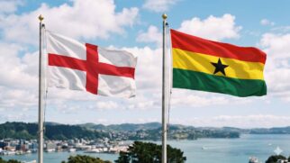 Bandeiras de Inglaterra e Gana