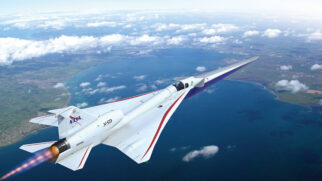 O X-59 foi projetado para ultrapassar a barreira do som produzindo um ruído muito menor do que os aviões supersônicos tradicionais (Foto: NASA)