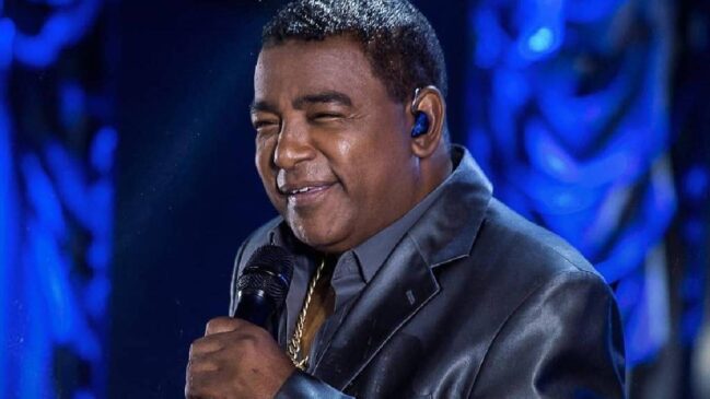 Luiz Carlos vocalista do grupo Raça Negra
