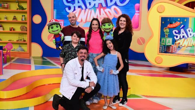 Wallentina Bomfim e Theo Radicch são os novos apresentadores do Sábado Animado