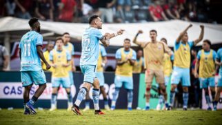 Luiz Fernando, jogador do Fortaleza EC, após marcar na final da Copa do Nordeste no Barradão - Samuel Andrade/FEC
