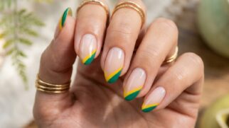 Verde, azul e dourado estão entre as tendências de unhas para torcer pela Seleção Brasileira (Foto: gerada por IA)