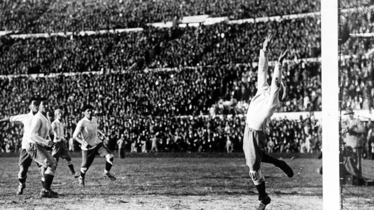 Momento da final da Copa do Mundo de 1930