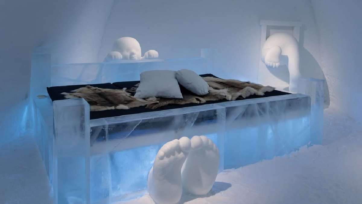 Detalhes de um dos quartos do Ice Hotel, na Suécia