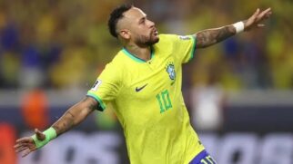 Neymar Jr. comemorando um gol pela Seleção Brasileira