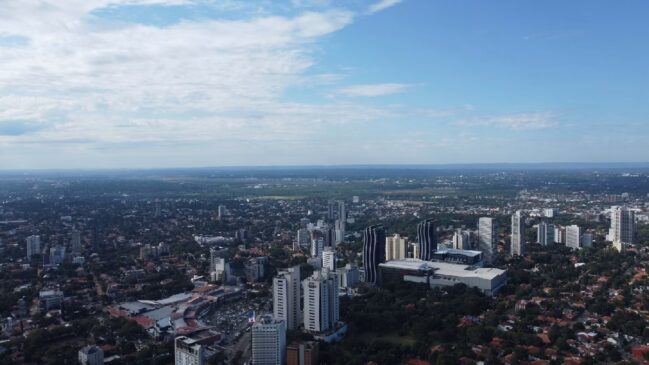 Vista áerea de cidade no Paraguai