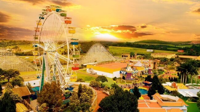 Parque de diversões Hopi Hari, em São Paulo