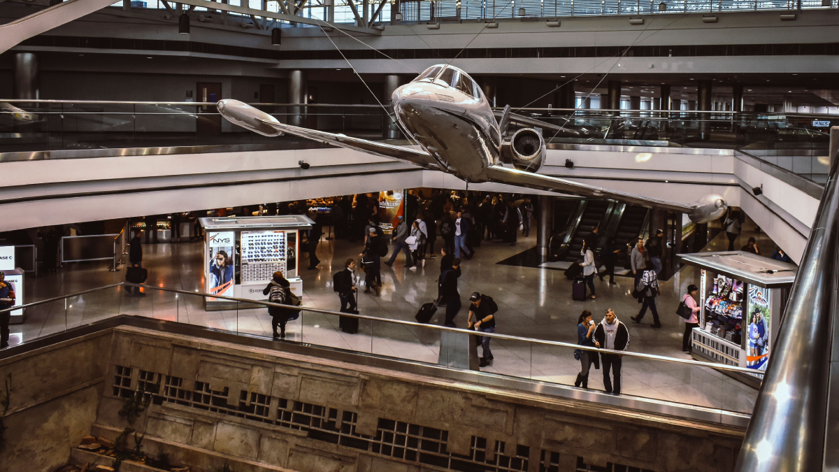 Passageiros que fizerem compras no BH Airport terão a chance de transformar o embarque em uma viagem para Portugal (Foto: Chris F/ Pexels)