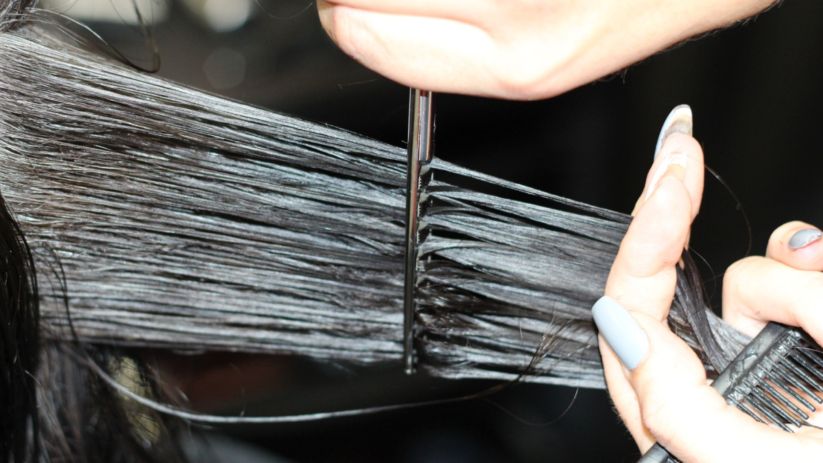 Nutrientes como ferro, biotina e ômega-3 desempenham papel importante na saúde dos cabelos (Foto: Jo_Johnston/ Pixabay)