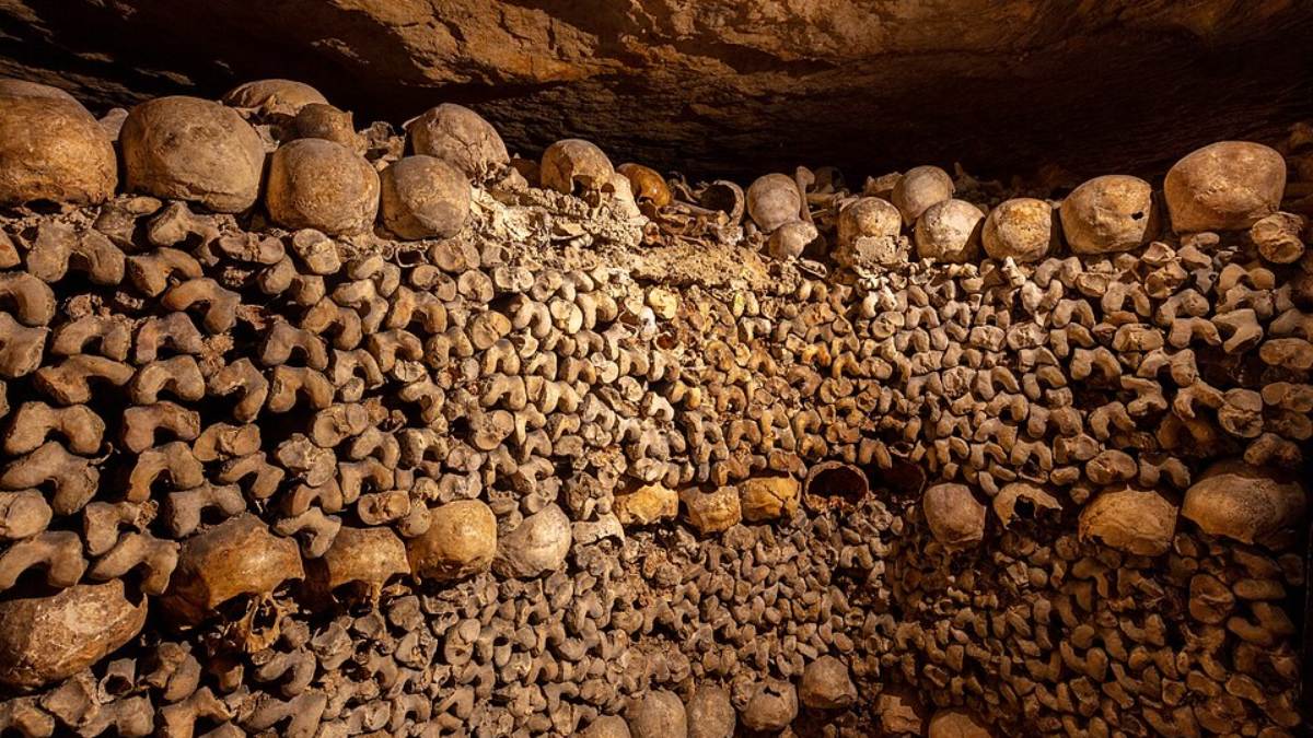 Os túneis começaram a ser escavados há mais de 2.000 anos para extração de pedras usadas em monumentos históricos (Foto_ Diego Delso_Wikimedia Commons)
