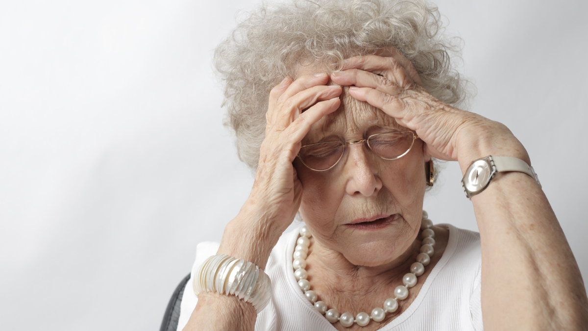 Pesquisa da Universidade de Utah traz novas evidências sobre a evolução do Alzheimer (Foto: Andrea Piacquadio/ Pexels)