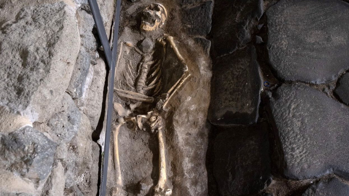 O trecho arqueológico preservado faz parte da histórica Via Ápia, uma das principais estradas do Império Romano (Reprodução: MC Atlas)
