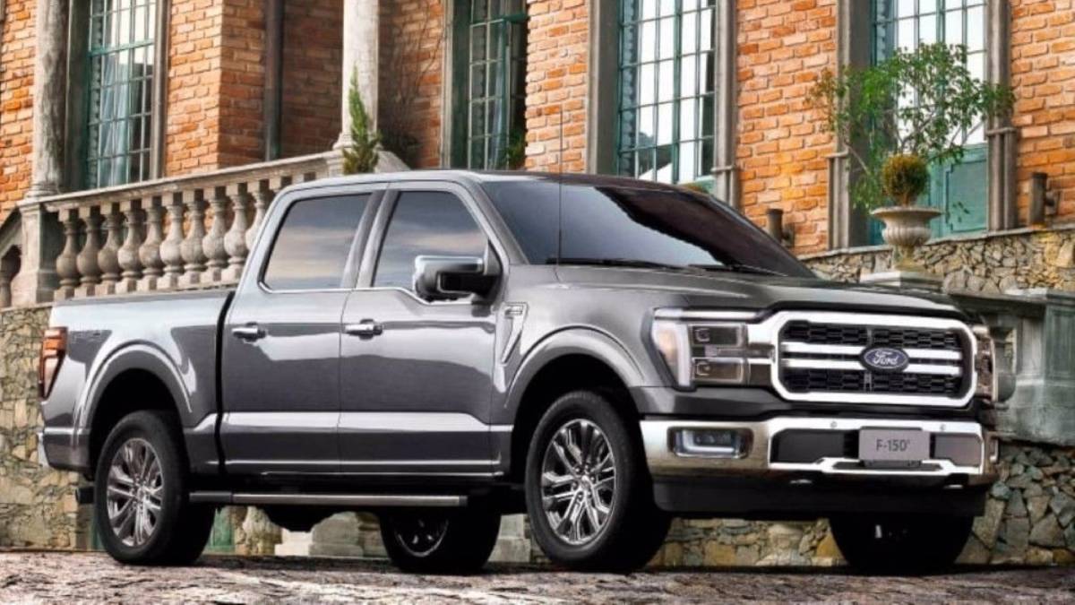 Ford F-150 Lariat na cidade