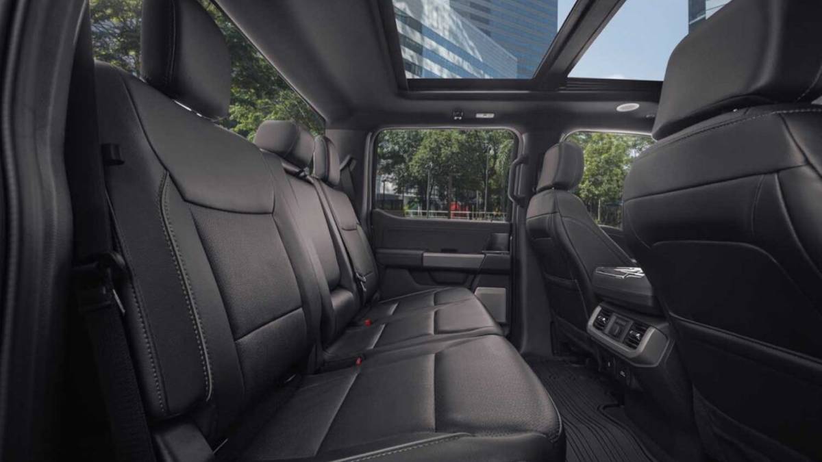 Banco traseiros do Ford F-150 Lariat