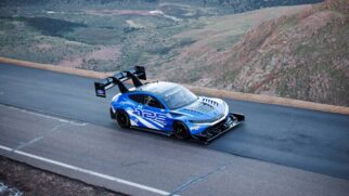 Ford Super Mustang Mach-E EV vence a Pikes Peak