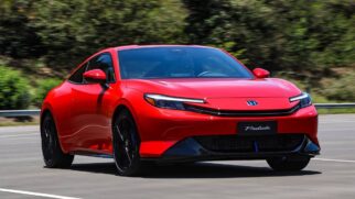 Honda Prelude vermelho