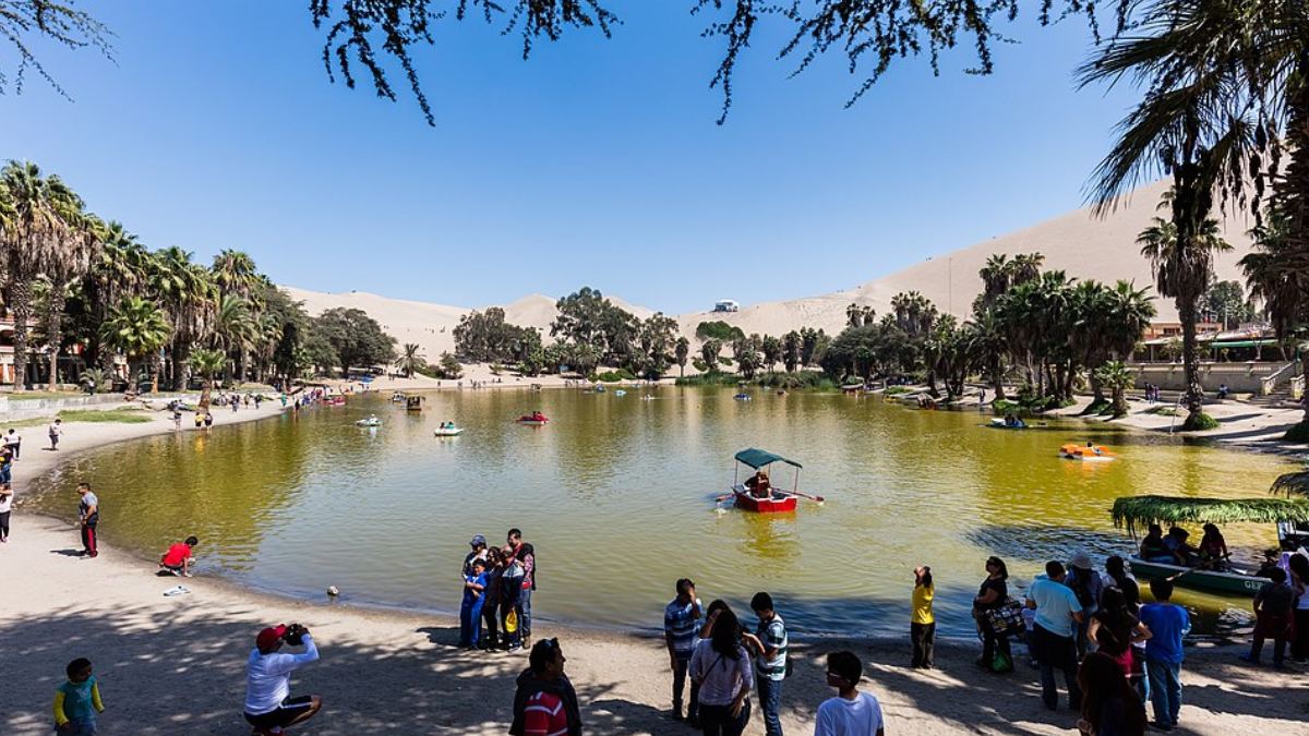 Huacachina deserto de Ica Peru (Foto_ Diego Delso_Wikimedia Commons)