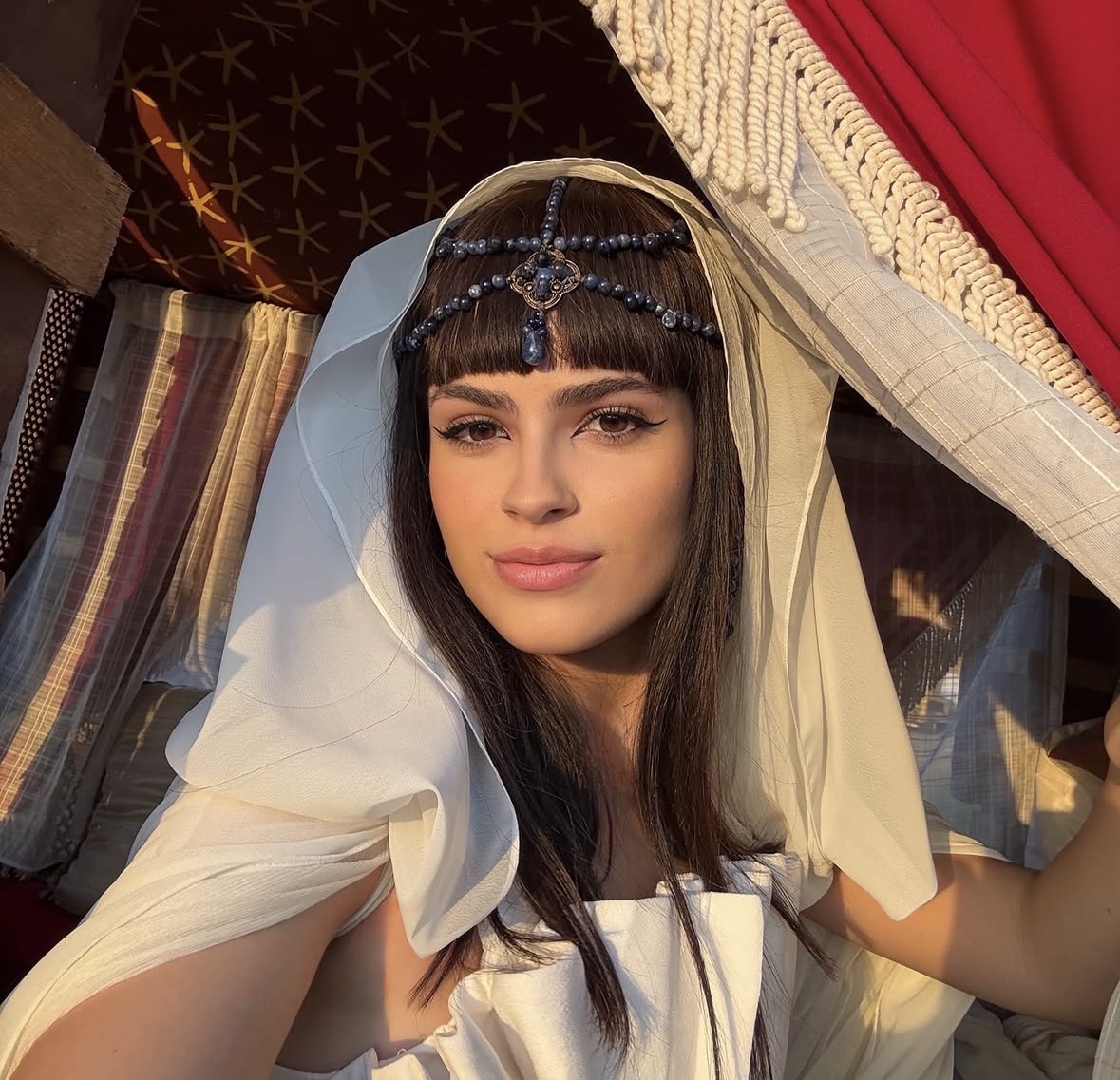 Com experiência em projetos da Record TV, emissora onde participou das séries bíblicas “Reis” e "A Vida de Jó",  a atriz nunca havia participado de uma trama contemporânea, como é o caso de “Quem Ama Cuida”. Foto: Reprodução/Redes Sociais