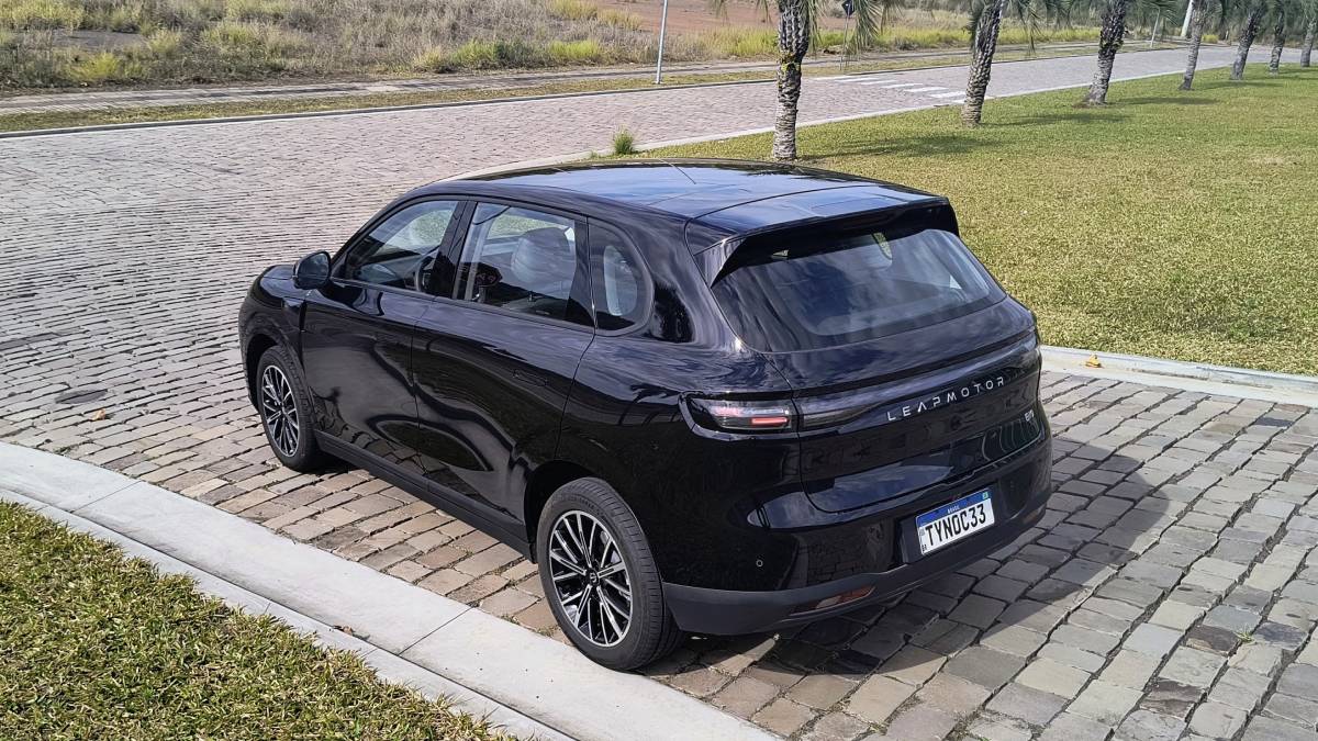 Leapmotor B10
