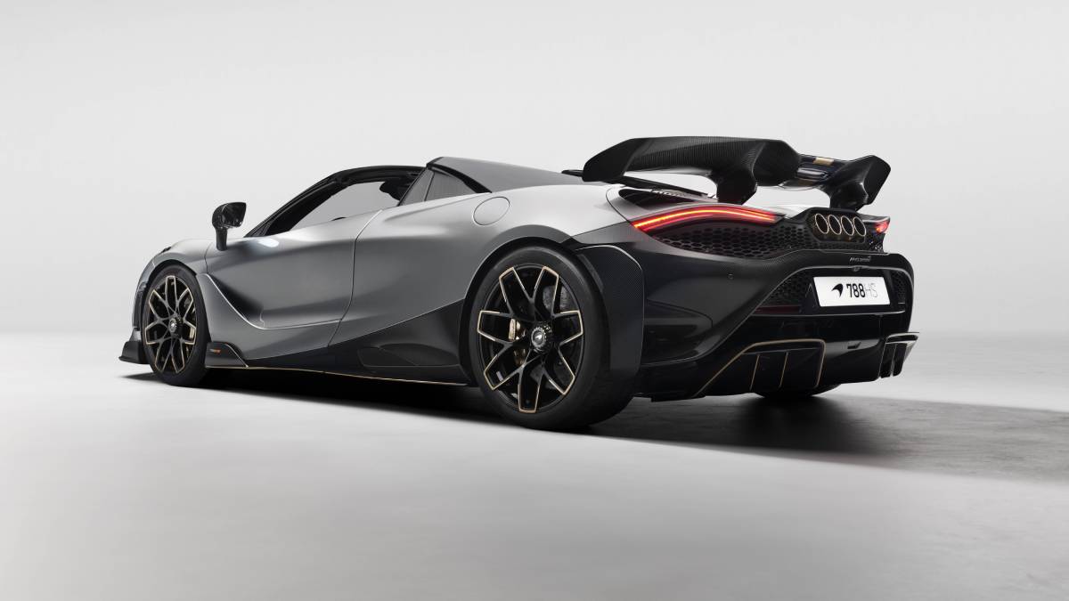 McLaren 788HS prata vista de trás