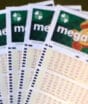 Quanto rendem os R$ 38 milhões acumulados da Mega-Sena se investidos na poupança, LCI e Tesouro Direto