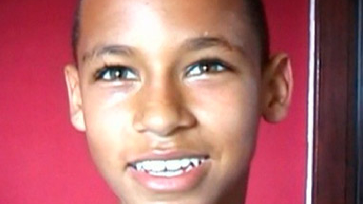 Aos 10 anos, Neymar acompanhava o pentacampeonato brasileiro enquanto iniciava sua trajetória nas categorias de base do futebol (Reprodução: Mega Football/ YouTube)