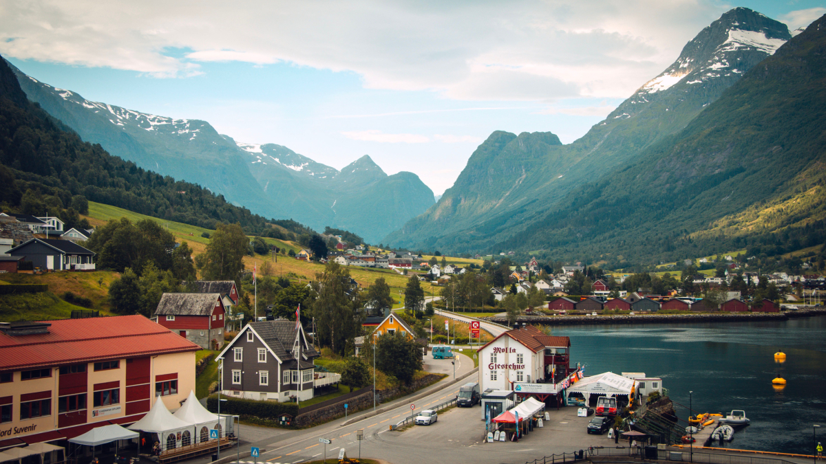 Na Noruega, o equilíbrio entre vida profissional e pessoal é incentivado por jornadas de trabalho mais organizadas (Foto: Eric Seddon/ Pexels)