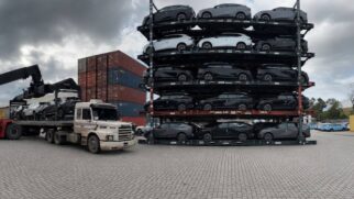 Novo lote de carros da GAC trazido para o Brasil
