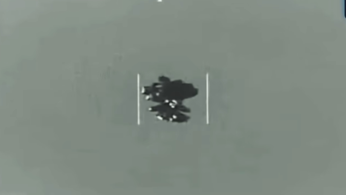 Teorias envolvendo extraterrestres voltaram ao debate após a divulgação de documentos sobre OVNIs nos Estados Unidos (Reprodução: Space Today Clips/ YouTube)
