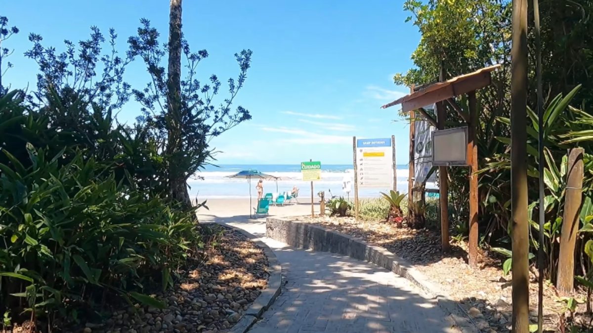 Praia do Iporanga Guarujá SP (Foto_ Reprodução YouTube_Vivência Presente)