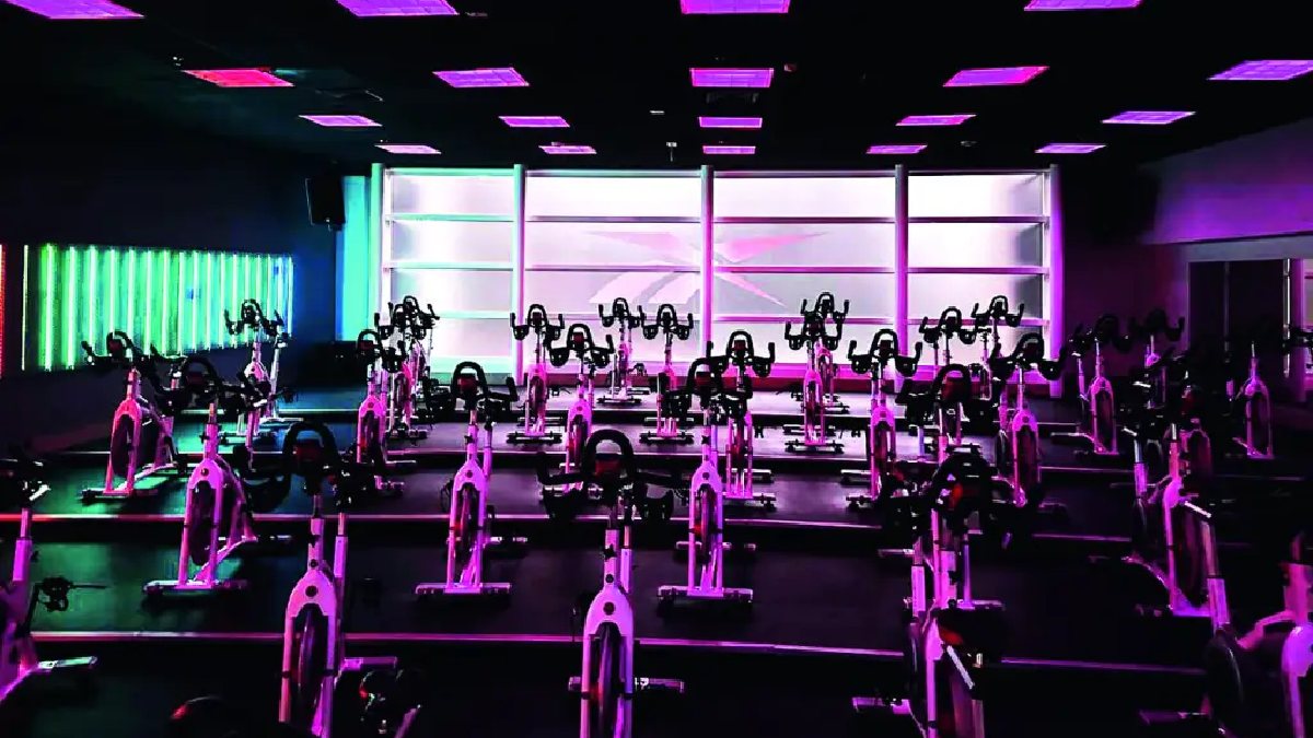 A Reebok Sports Club tem unidades na Vila Olímpia e no Shopping Cidade Jardim, com piscina, musculação e diversas modalidades esportivas (Foto: Divulgação)