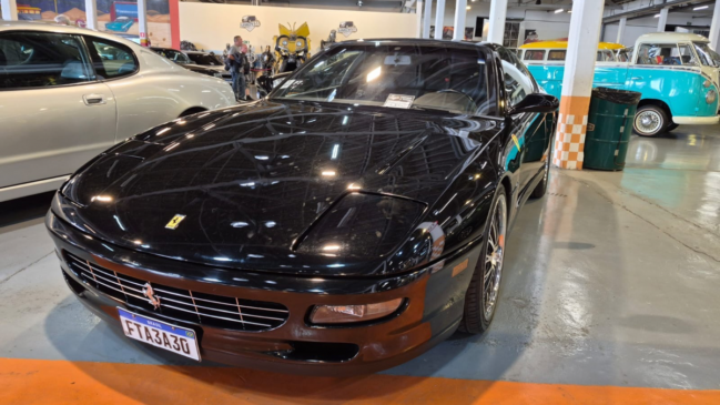Carros esportivos de luxo também marcam presença no Garagem 55/Alexandre Mansano/Gazeta SP