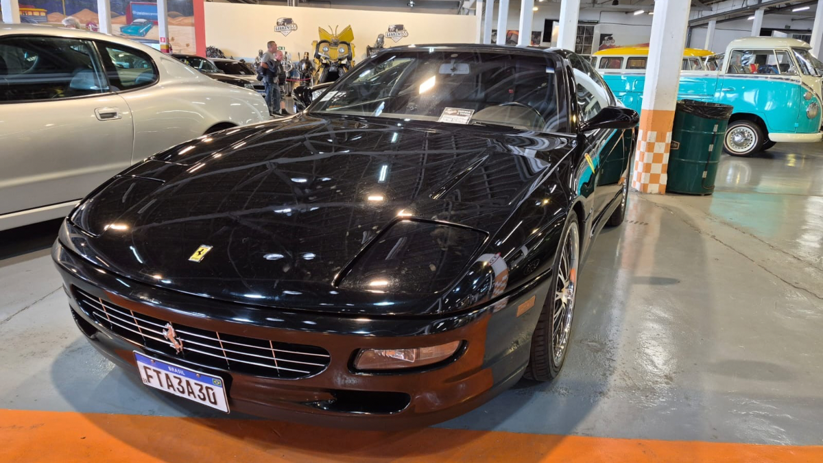 Carros esportivos de luxo também marcam presença no Garagem 55/Alexandre Mansano/Gazeta SP